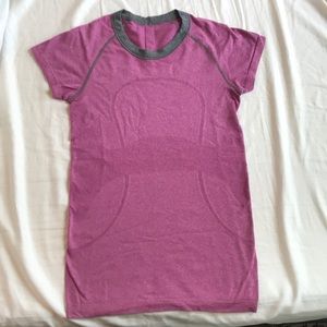 Lululemon short-sleeve shirt
